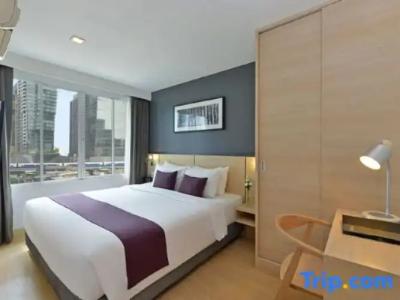 Arize Sukhumvit - 196