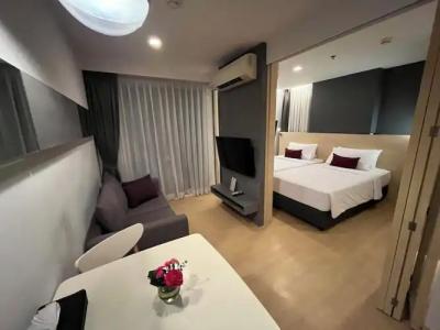 Arize Sukhumvit - 165