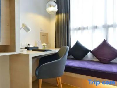 Arize Sukhumvit - 148