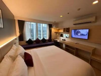 Arize Sukhumvit - 213