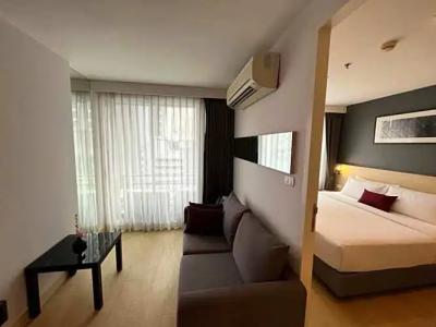 Arize Sukhumvit - 216
