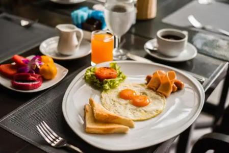 Days Inn by Wyndham Aonang Krabi - 14
