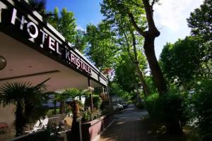 Kristalex Pet Family Hotel