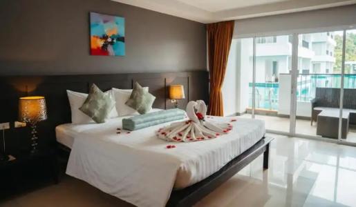 Casa Del M Resort "Newly Renovated" - 103