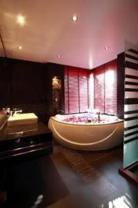 Absolute Bangla Suites - 29