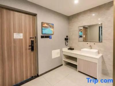 Bangtao Village Resort - SHA - 211