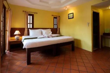 Bangtao Village Resort - SHA - 230