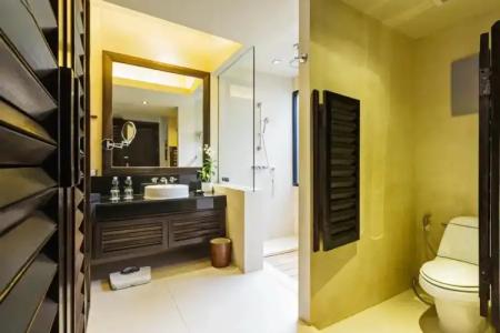 Impiana Beach Front Resort Patong, Phuket - 9