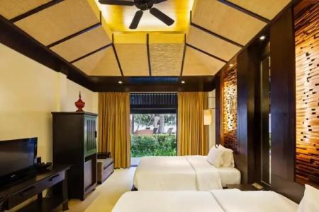 Impiana Beach Front Resort Patong, Phuket - 43