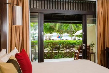 Impiana Beach Front Resort Patong, Phuket - 44
