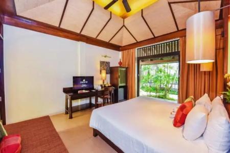 Impiana Beach Front Resort Patong, Phuket - 35