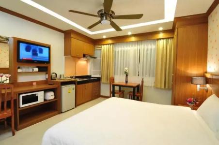 Green Harbor & Service Apartment - 99