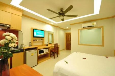 Green Harbor & Service Apartment - 100