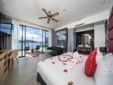 Deluxe Jacuzzi Double Suite oceanfront