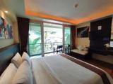 Superior Double room with pool view