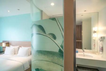 Holiday Inn Express Phuket Patong Beach Central, an IHG - 50