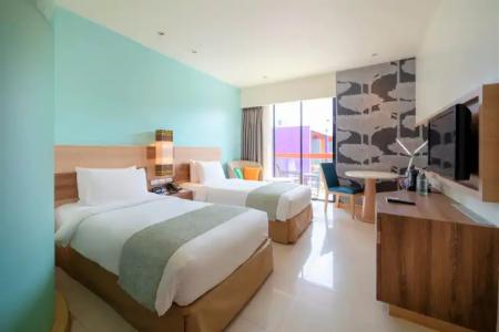 Holiday Inn Express Phuket Patong Beach Central, an IHG - 2