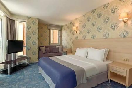 Ramada by Wyndham Ankara - 100