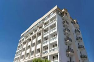 Esat Hotel, Kusadasi