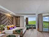 Be Large Triple room with land view
