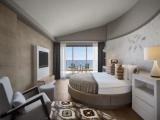 360 Penthouse Suite with balcony