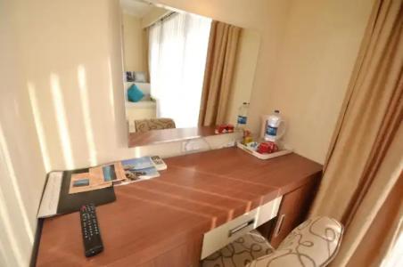 Cachet - Adult Only +14 - 55