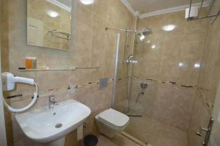 Cachet - Adult Only +14 - 9