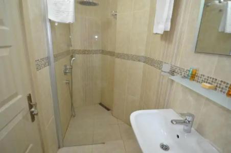 Cachet - Adult Only +14 - 63