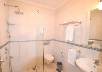 Cachet - Adult Only +14 - 7