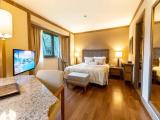 2 Bedrooms Premium Villa with garden view
