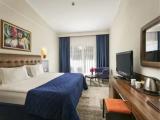 Standard Bay Window Club room