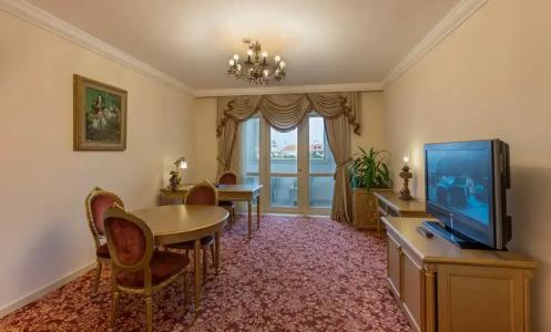 Kremlin Palace - 124