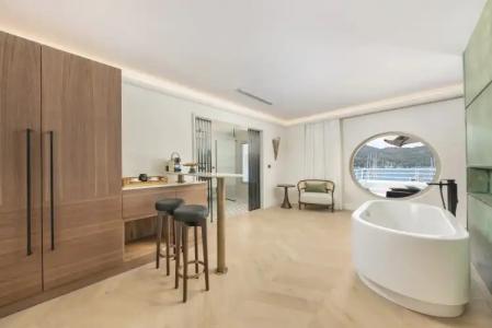 Yacht Classic - Boutique Class - 159