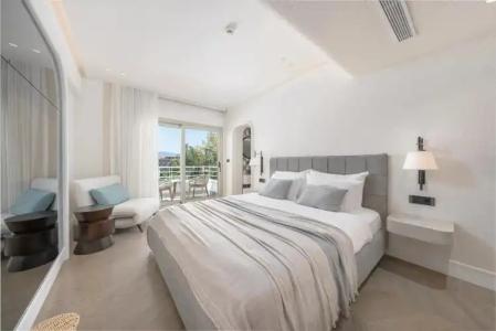 Yacht Classic - Boutique Class - 106