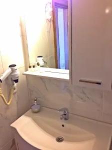 Naz Wooden House Inn - 17