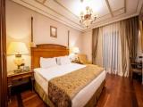 Superior Interconnecting room