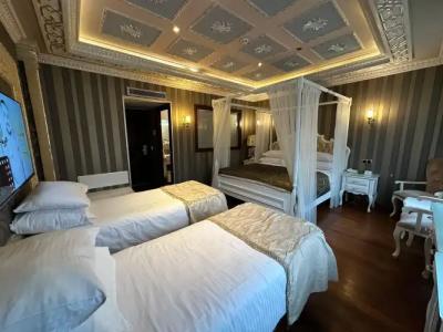 Golden Horn - 140