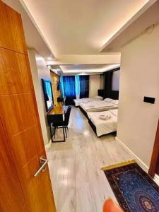 Sirkeci Quietness - 122