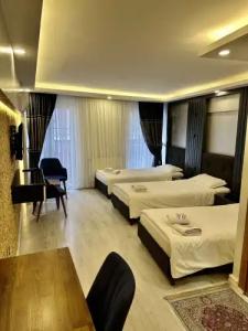 Sirkeci Quietness - 100