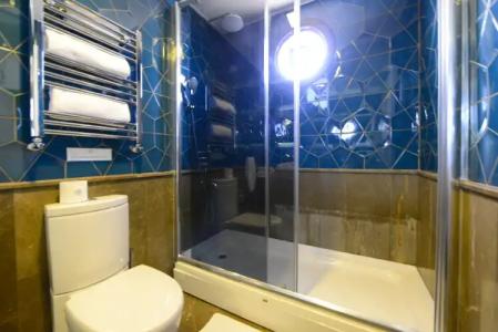 Agora Life - 137