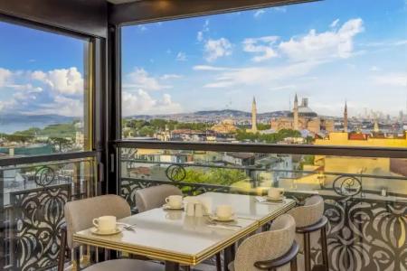 Rast Sultanahmet - 1