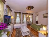 Imperial Triple Suite