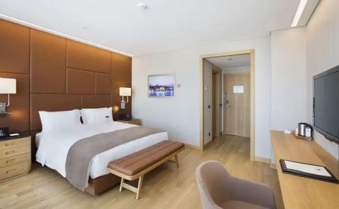 DoubleTree by Hilton Istanbul-Avcilar - 4