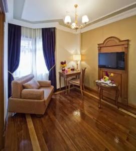 GLK PREMIER Acropol Suites & Spa - 7