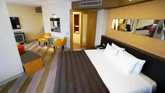 Point Taksim - 120