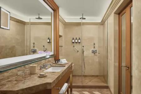 Divan Istanbul - 105