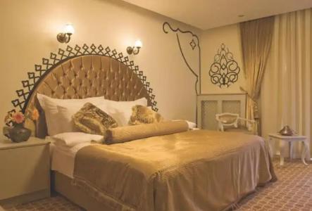 Ottoman Park - Special Category - 30