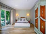 Standard room with garden view