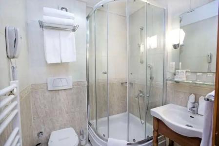 Best Western Empire Palace & Spa - 9