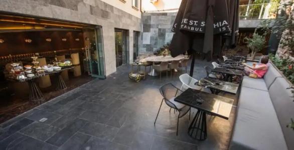 Boutique Saint Sophia - 2